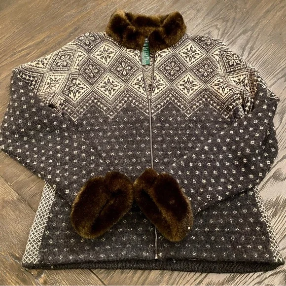 Ralph Lauren Navy and Cream Fair Isle Zip Jacket with Faux Fur Trim - Picture 7 of 16